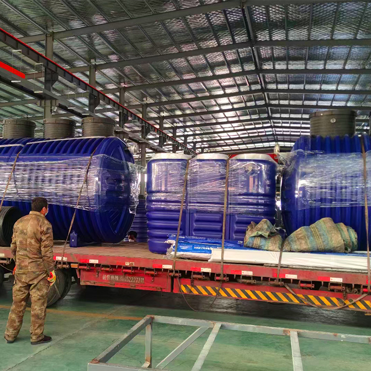 �����˲��ж��Ʒ�ɢʽ��ˮ����������