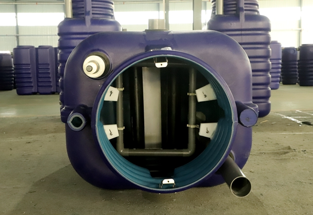 ũ����ˮ�����豸�ڲ�չʾ