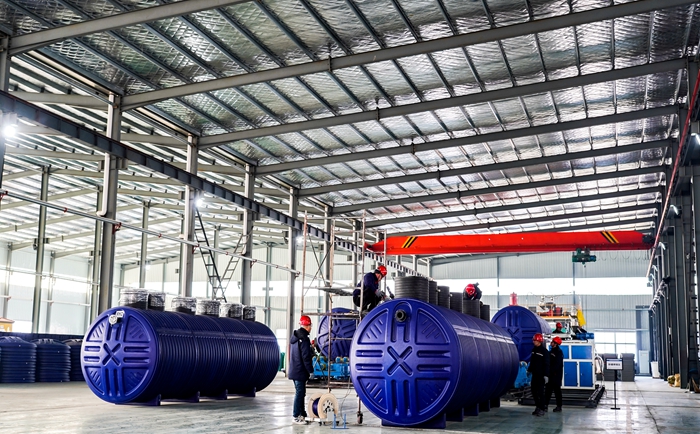 һ�廯��ˮ�����豸��װչʾ